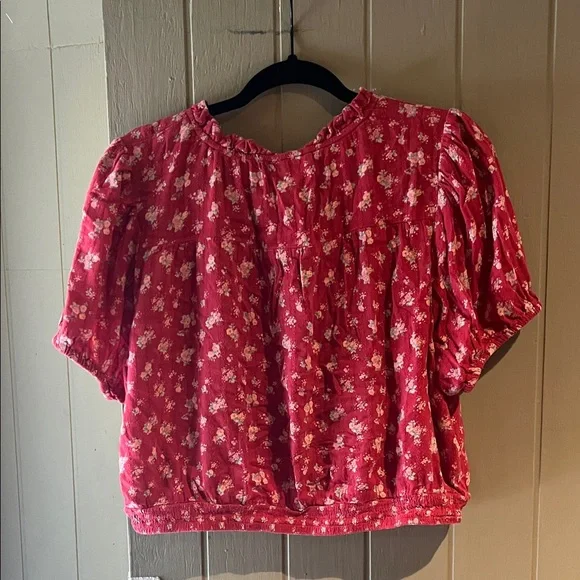 American Eagle Red Floral Blouse Sz XL Button Details - Picture 5 of 5